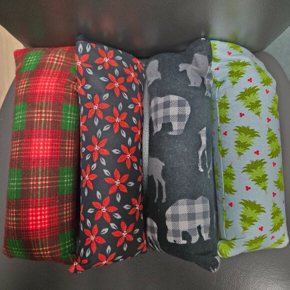Crafty & Posh Handmade Christmas Catnip Kicker Cat Toys - Picture 1 of 9